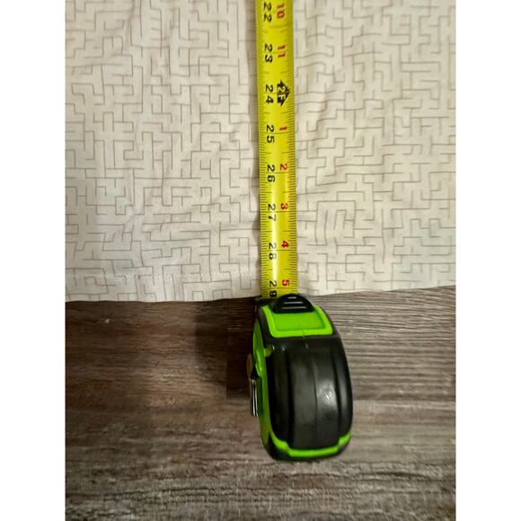 RTA men’s oversized etched logo Tee - Picture 7 of 7